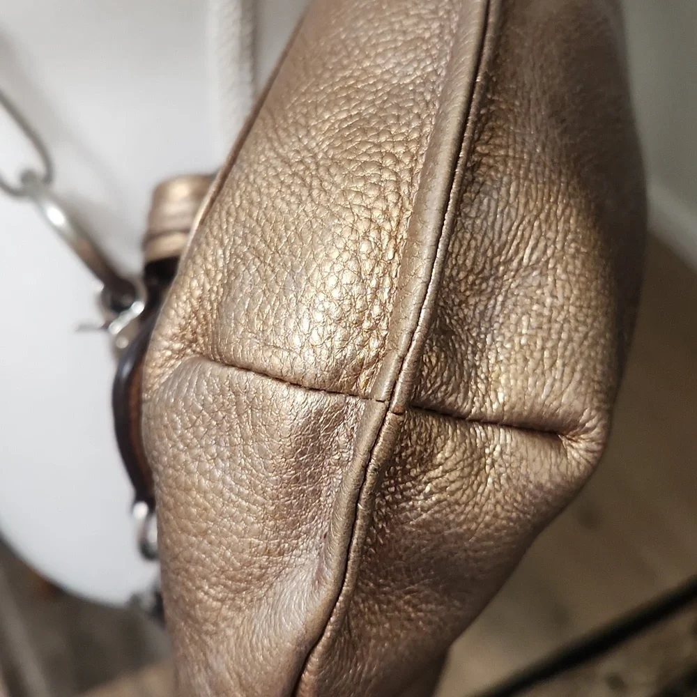 B. Makowsky Metallic Bronze Crossbody Pebbled Leather Bag - Picture 8 of 16
